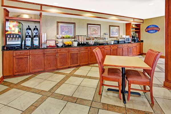  - Baymont Inn & Suites Indianapolis Airport - I-465, Exit 17