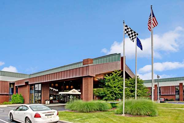 Exterior view - Baymont Inn & Suites Indianapolis Airport - I-465, Exit 17