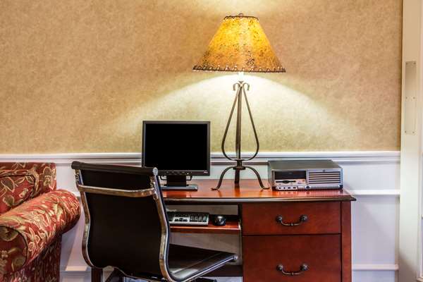 Conference Area - Baymont Inn & Suites Dunn - I-95, Exit 73