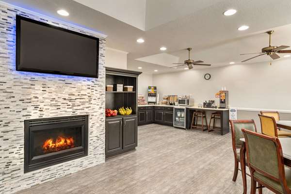  - Baymont Inn & Suites Henderson