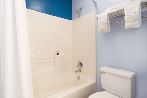  - Baymont Inn & Suites Henderson