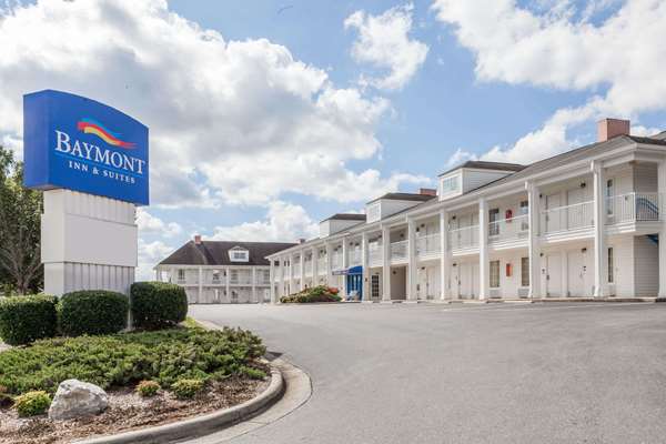Exterior view - Baymont Inn & Suites Hickory - I-40, Exit 125