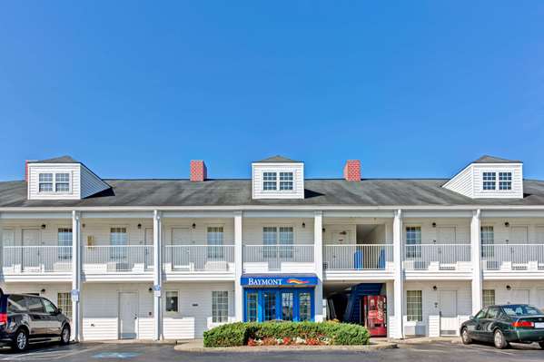 Exterior view - Baymont Inn & Suites Sanford
