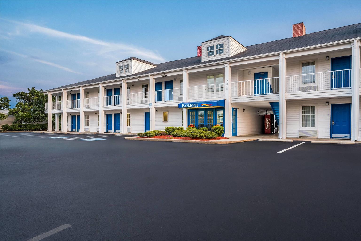 Baymont Inn & Suites Sanford
