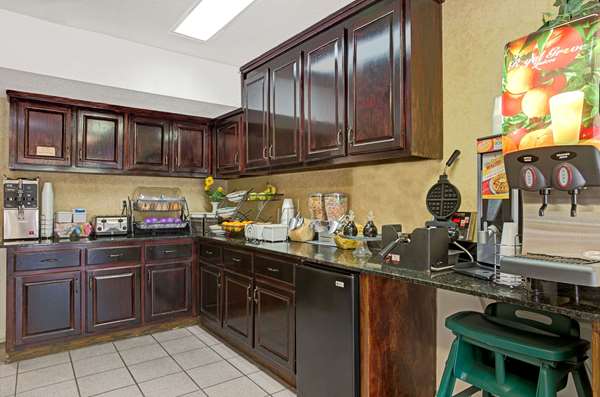  - Baymont Inn & Suites Smithfield- I-95, Exit 95