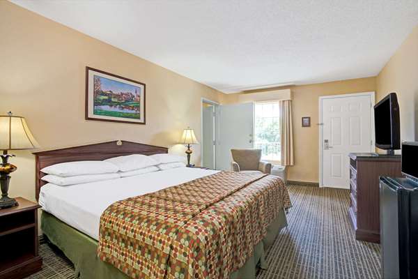  - Baymont Inn & Suites Smithfield- I-95, Exit 95