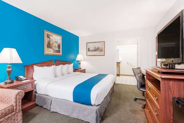  - Baymont Inn & Suites Duncan - I-85, Exit 63
