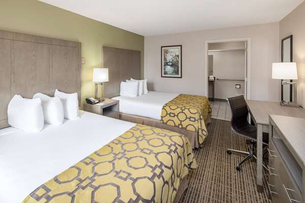  - Baymont Inn & Suites Cleveland