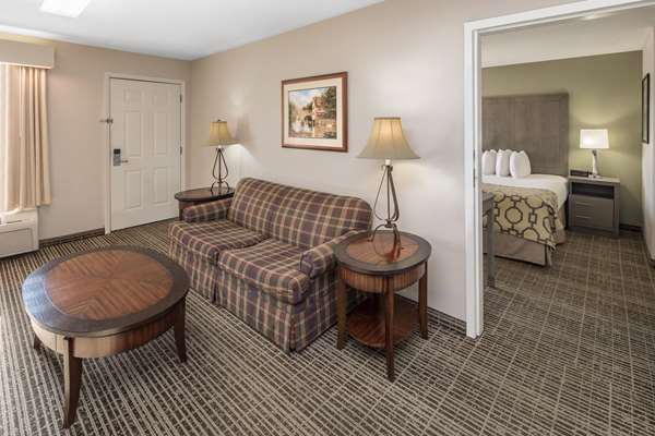  - Baymont Inn & Suites Cleveland