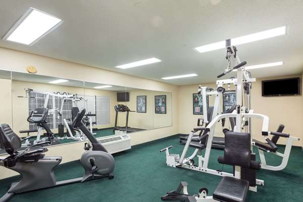 Fitness/ Exercise Room - Baymont Inn & Suites Columbia