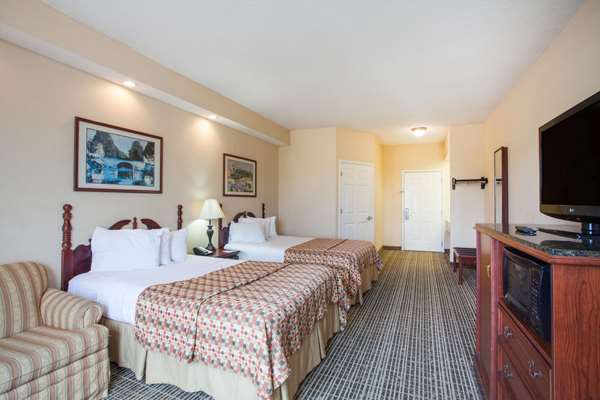  - Howard Johnson Inn Jackson - I-40, Exit 82