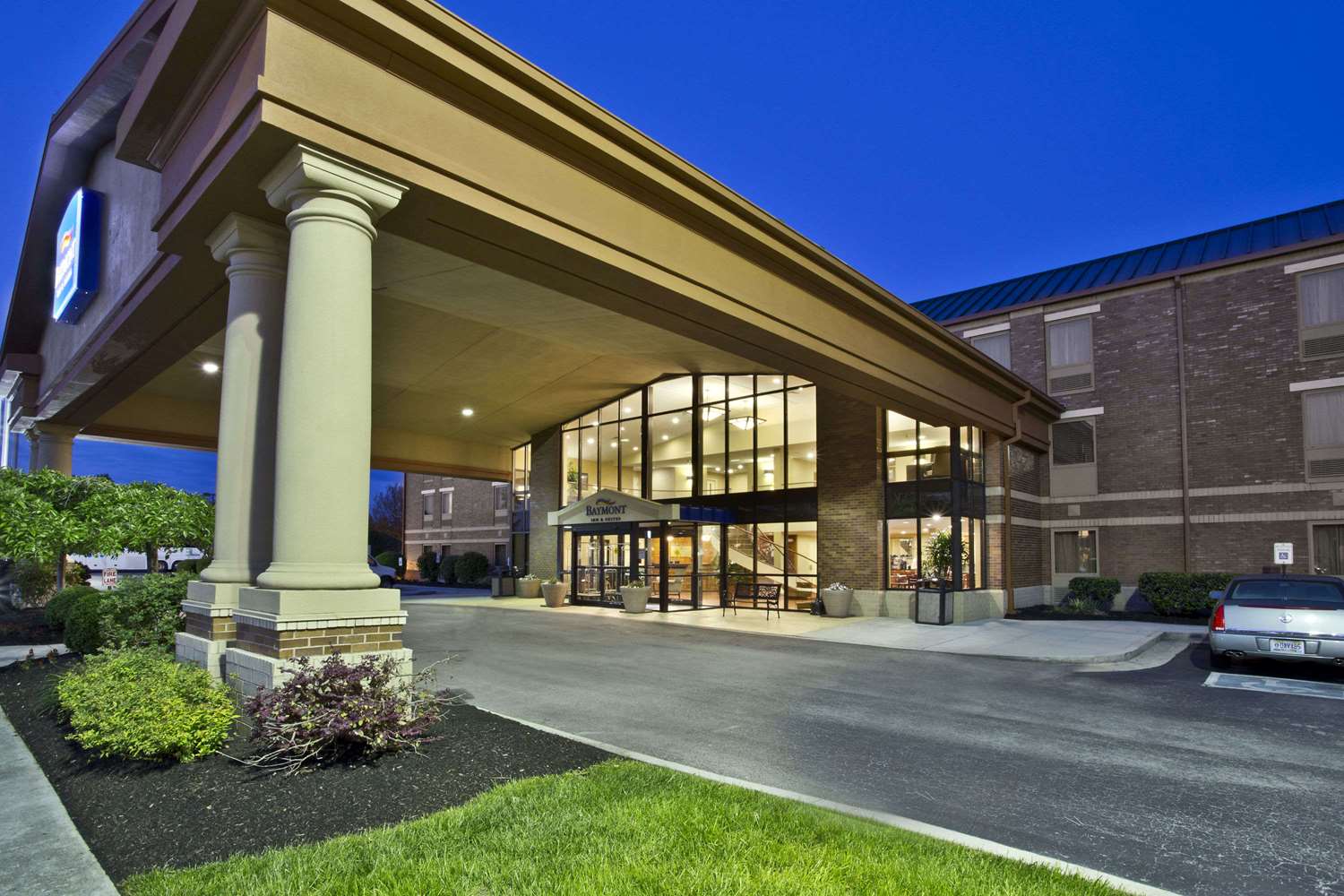 Baymont Inn & Suites Cedar Bluff Knoxville I40 & I75, Exit 378, TN