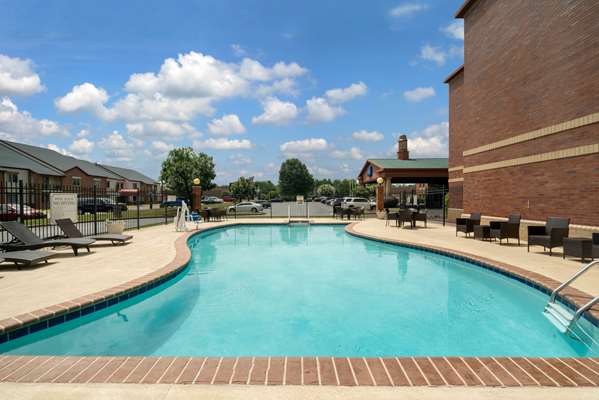 Pool - Baymont Inn & Suites Cedar Bluff Knoxville - I-40 & I-75, Exit 378