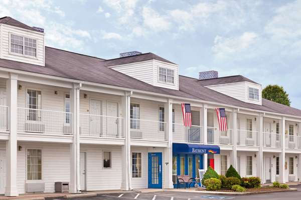 Exterior view - Baymont Inn & Suites Tullahoma