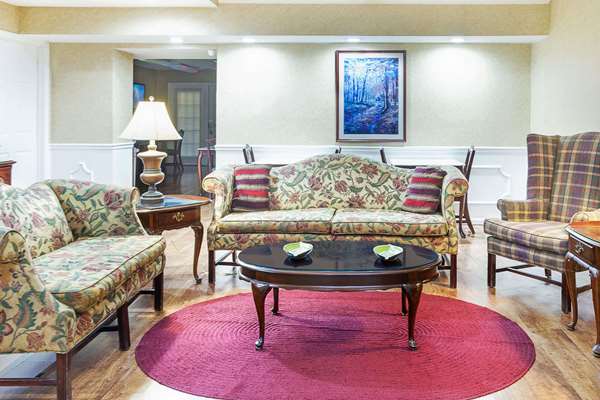  - Baymont Inn & Suites Tullahoma