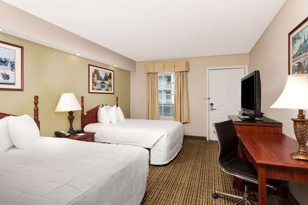  - Baymont Inn & Suites Tullahoma