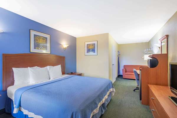  - Days Inn Elmsford