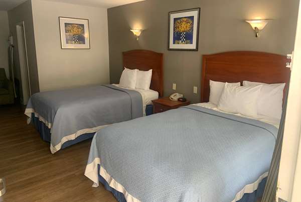  - Days Inn Elmsford