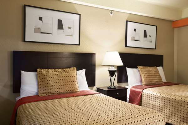  - Days Inn Downtown Denver