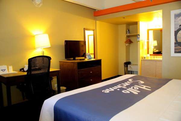  - Days Inn Downtown Denver