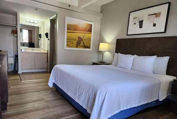  - Days Inn Downtown Denver