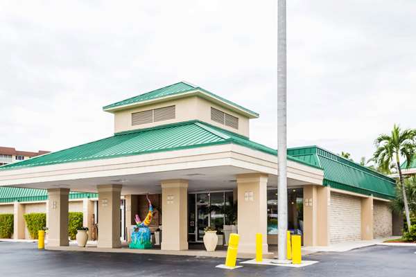 Exterior view - Wyndham Garden Hotel Fort Myers Beach