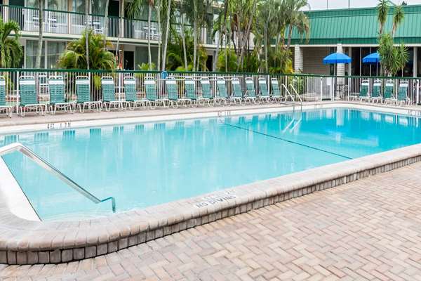 Pool - Wyndham Garden Hotel Fort Myers Beach