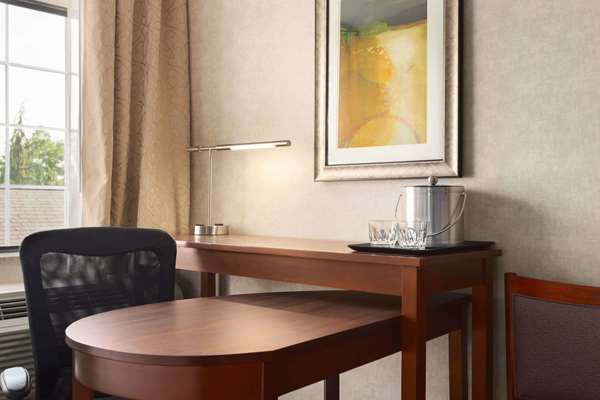  - Wyndham Garden Airport Hotel Grand Rapids