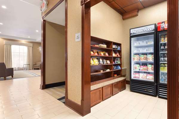  - Wyndham Garden Airport Hotel Grand Rapids