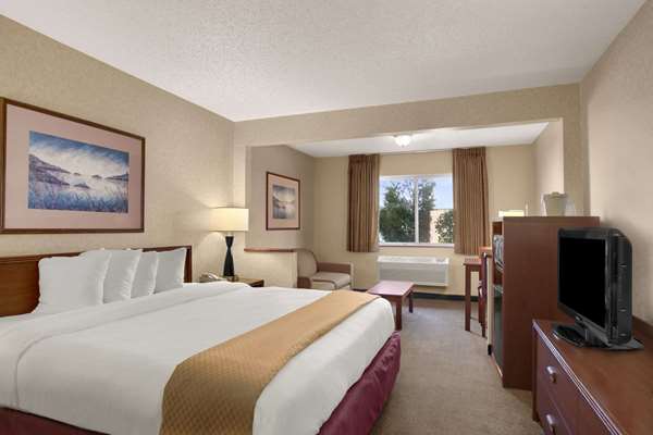 Suite - Baymont Inn & Suites Golden