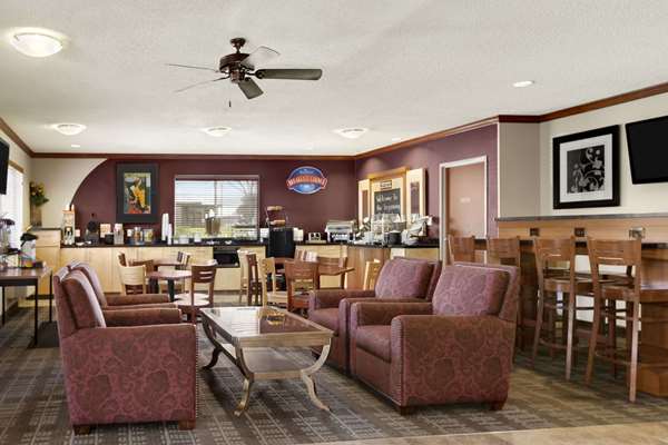  - Baymont Inn & Suites Golden