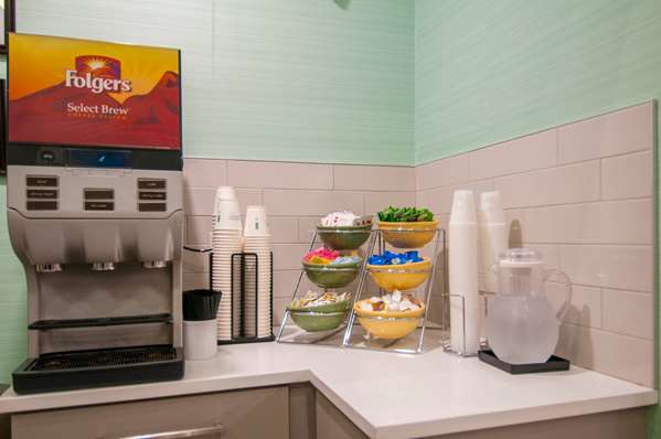 Restaurant - Days Inn & Suites North San Antonio