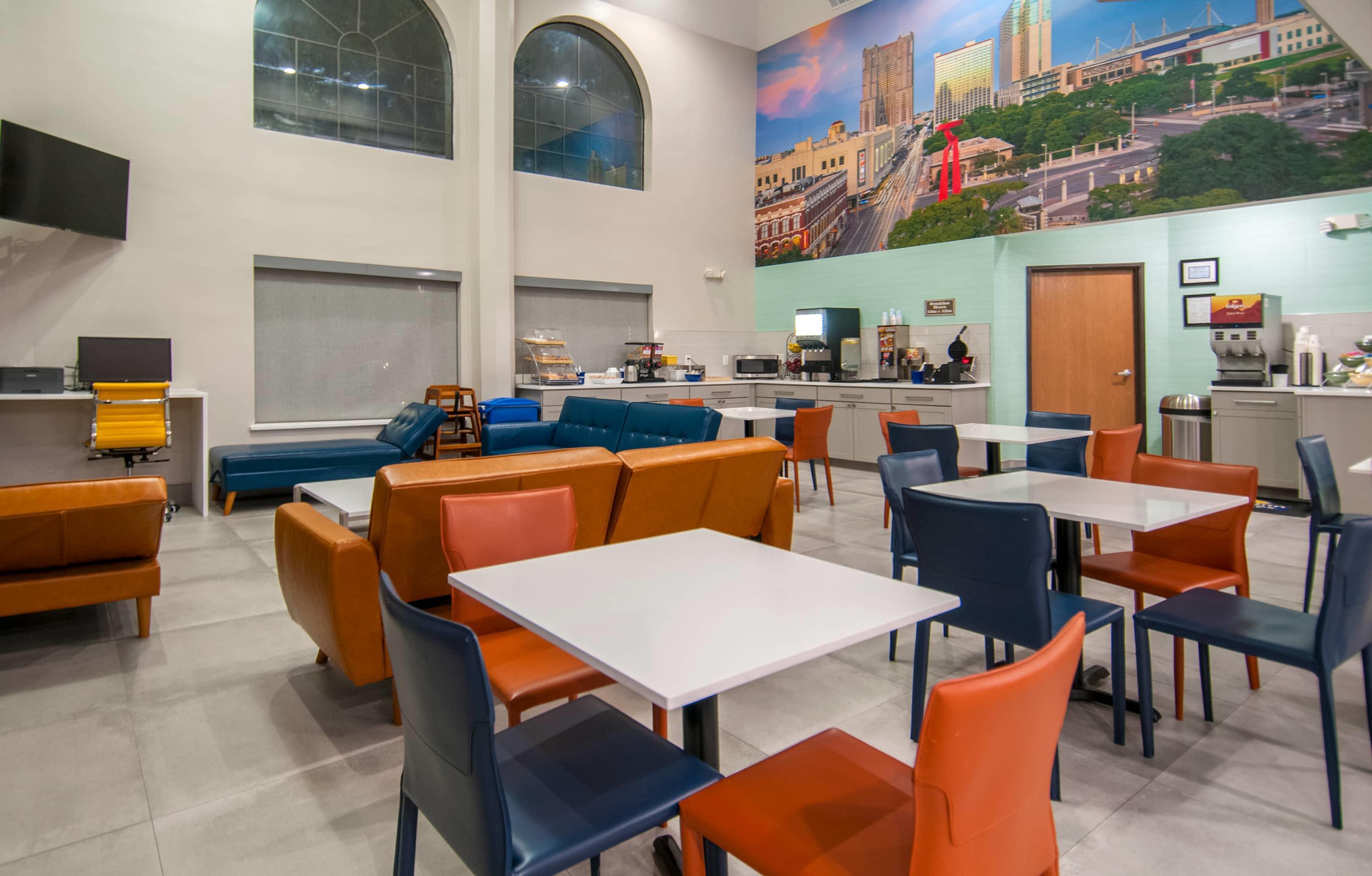 Breakfast Area | Days Inn by Wyndham Suites San Antonio North/Stone Oak