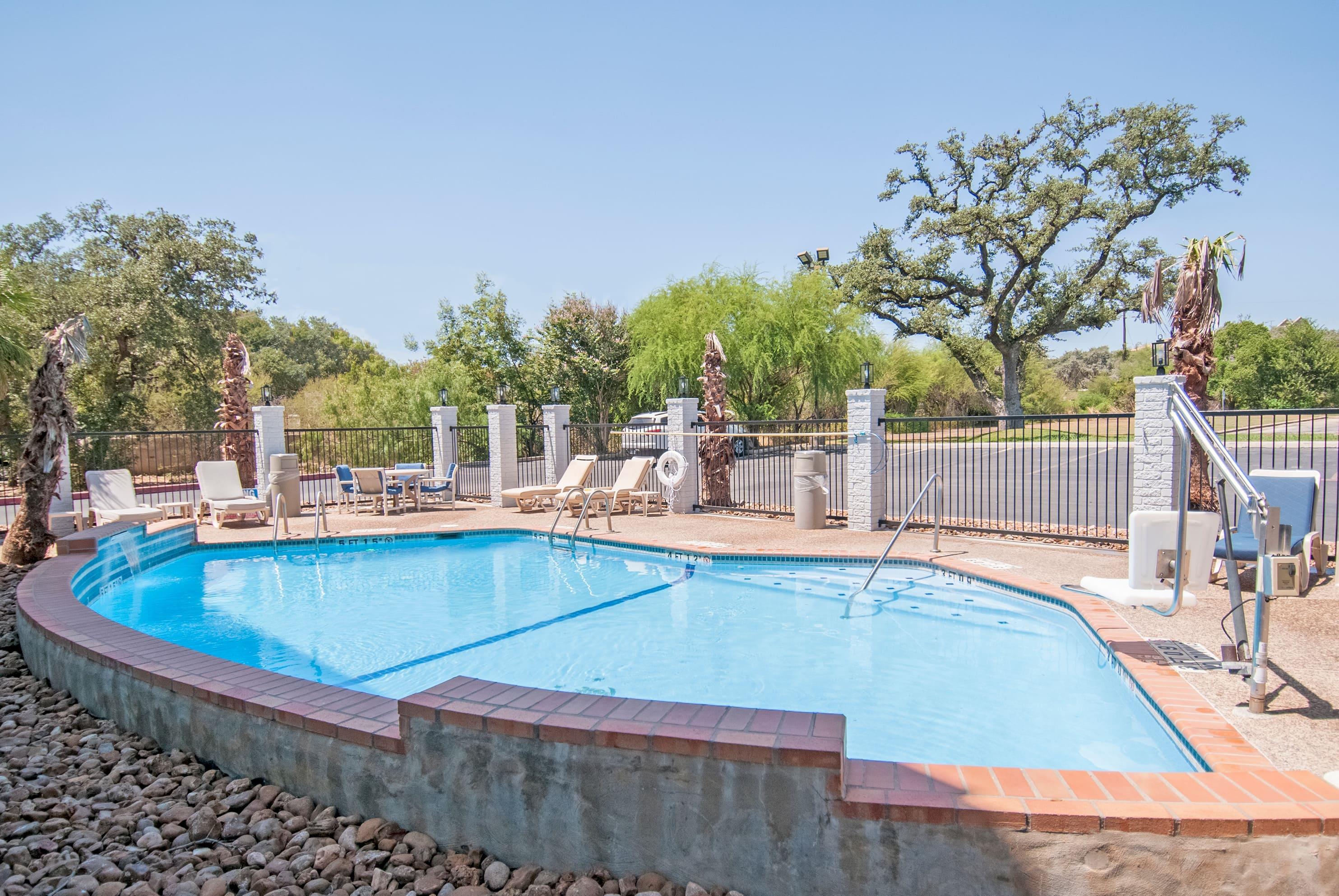 Pool | Days Inn by Wyndham Suites San Antonio North/Stone Oak