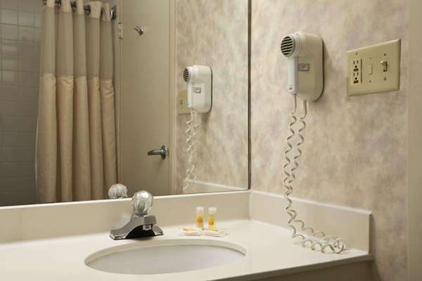  - Days Inn Sidney - I-75, Exit 92