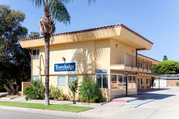 Exterior view - Travelodge Brea