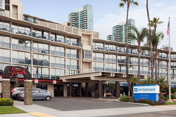 Exterior view - Wyndham Hotel Bayside San Diego