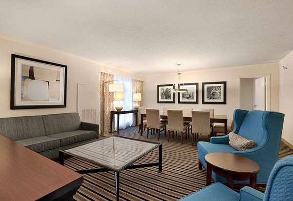 Suite - Wyndham Hotel Beacon Hill Boston