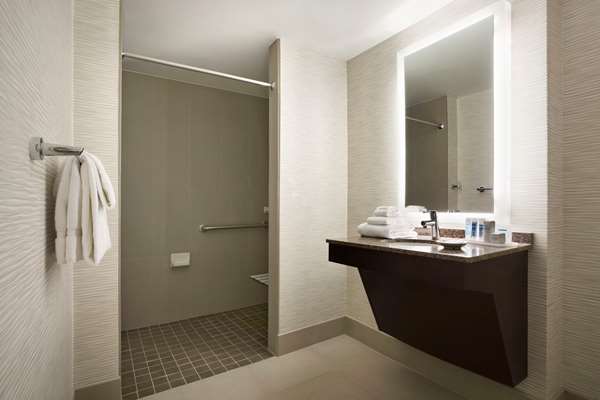  - Pierside Hotel Santa Monica