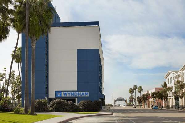 Exterior view - Pierside Hotel Santa Monica
