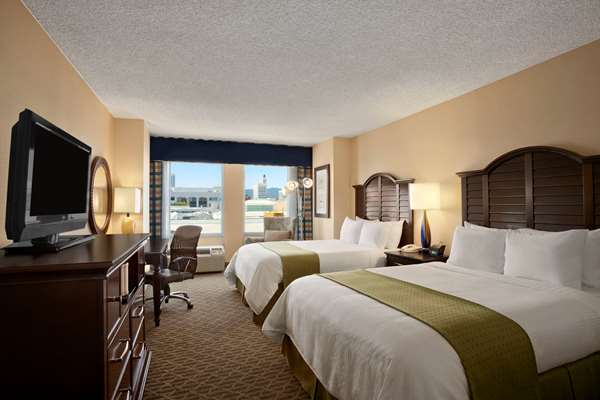  - Pierside Hotel Santa Monica