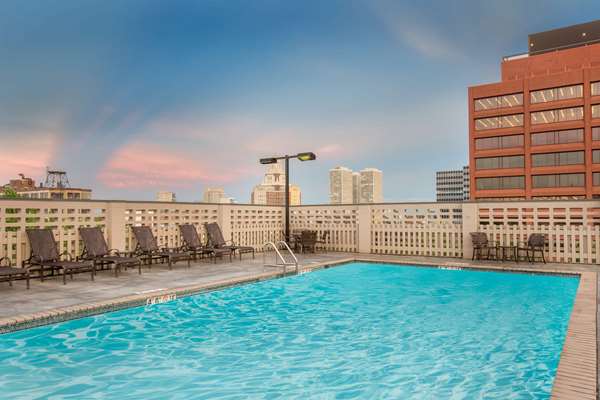 Pool - Wyndham Hotel Historic District Philadelphia