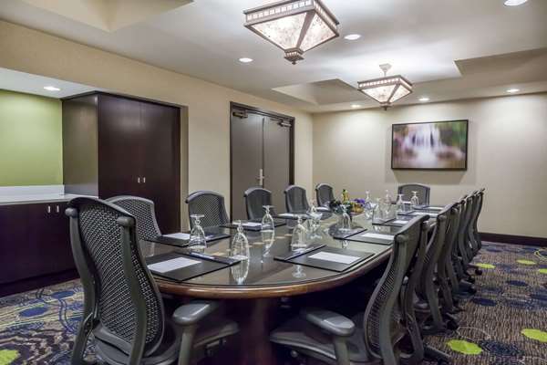  - Wyndham University Center Hotel Pittsburgh