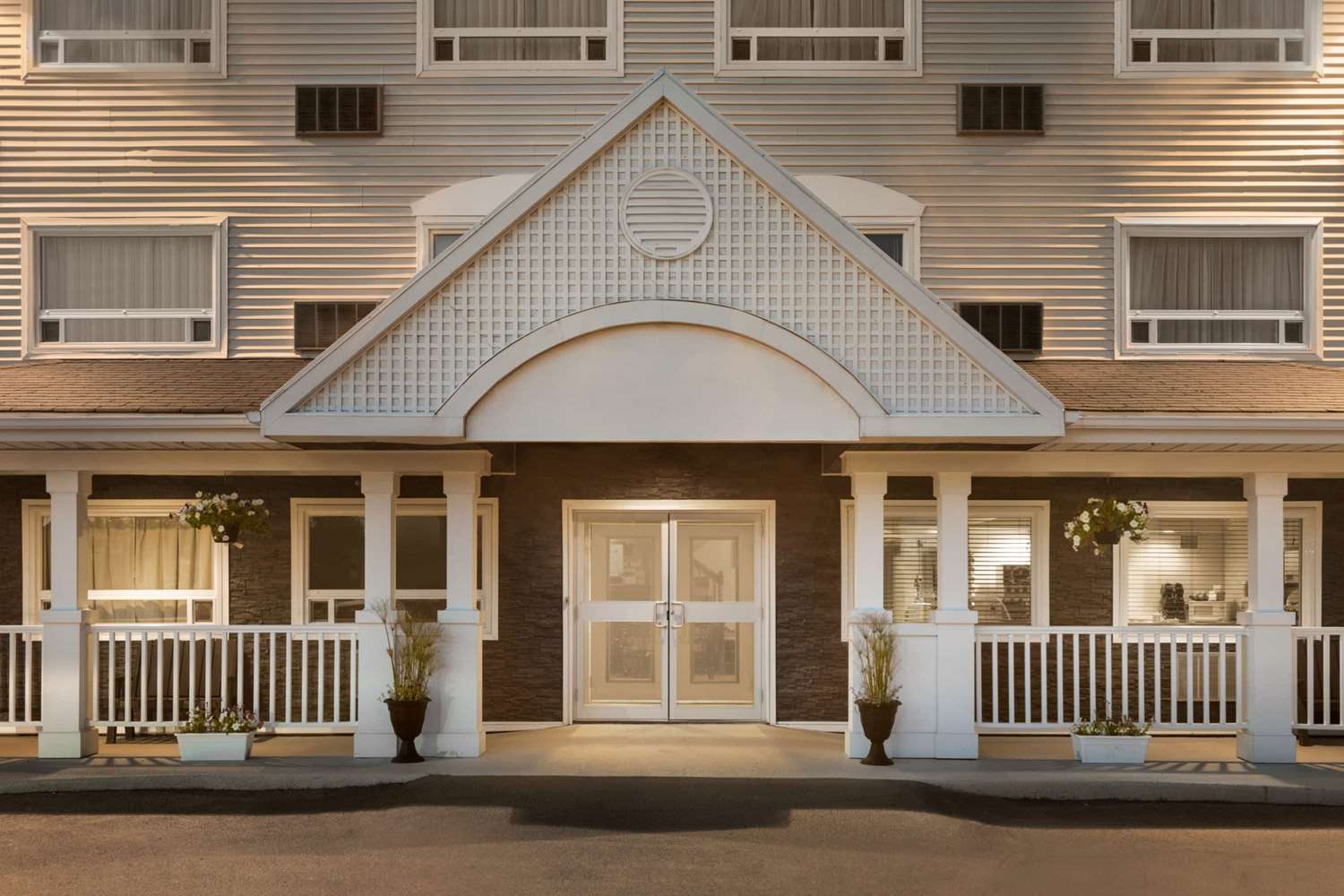 Travelodge Suites New Glasgow, NS See Discounts