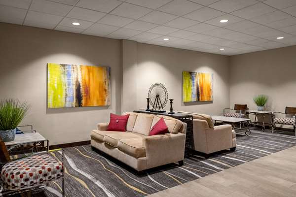AmericInn by Wyndham Rochester Near Mayo Clinic