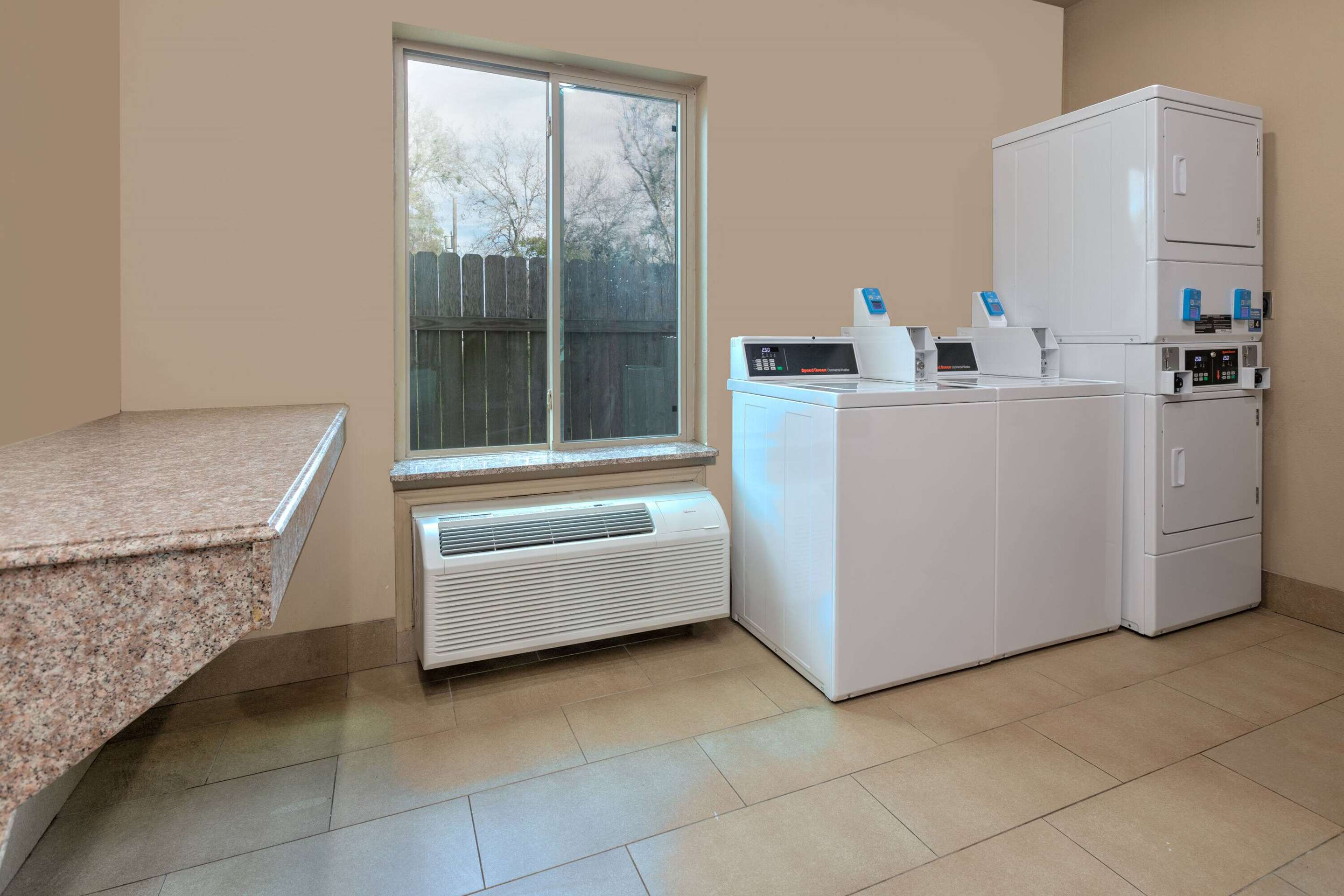 Laundry | Super 8 by Wyndham Karnes City