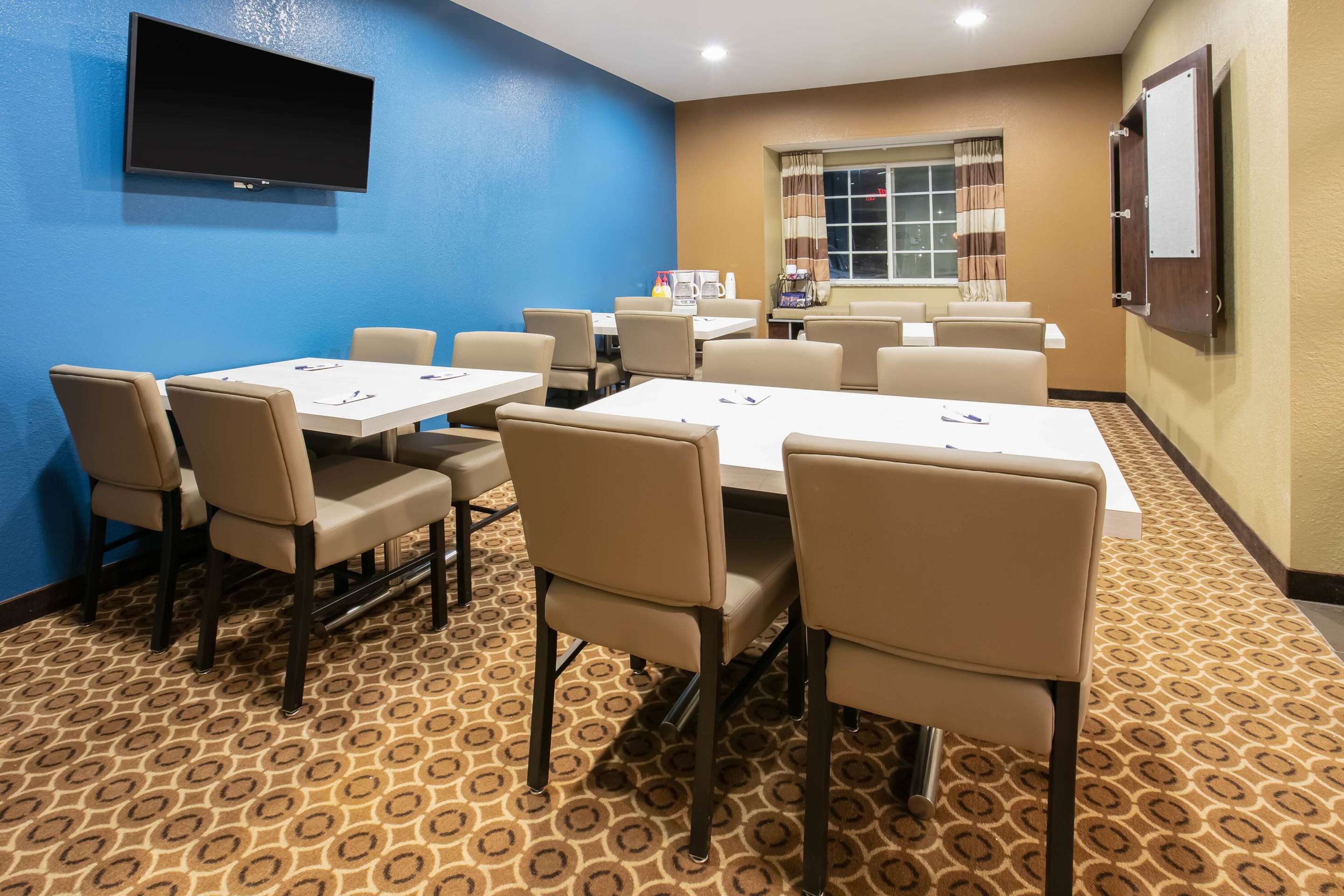 Meeting Room | Microtel Inn & Suites By Wyndham Pecos