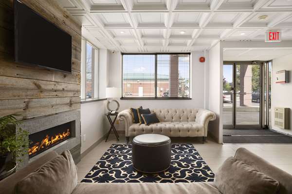  - Days Inn Whitchurch-Stouffville