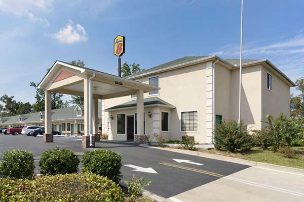 Exterior view - Super 8 Hotel Chatsworth