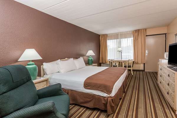  - Travelodge Deltona - I-4, Exit 108